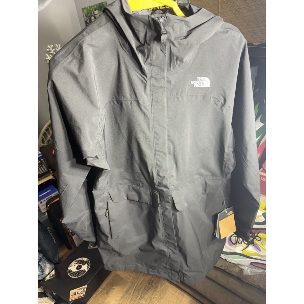 The North Face Women’s Small Outer Dryvent Jacket Hood Rain Brand New Sealed